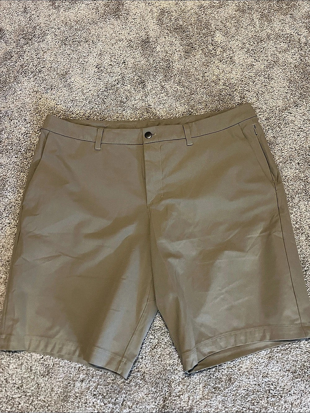 lululemon ABC Classic-Fit Short Bermuda Shorts in Brown Size 38 Like New